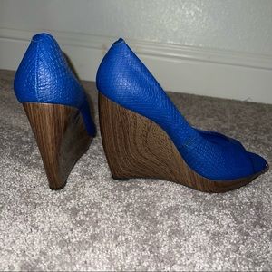 Jessica Simpson Wedges